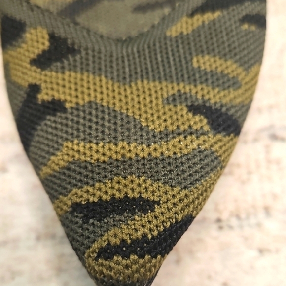 Steven By Steve Madden Reed Knit Camouflage Pointed Toe Flats - Picture 3 of 6